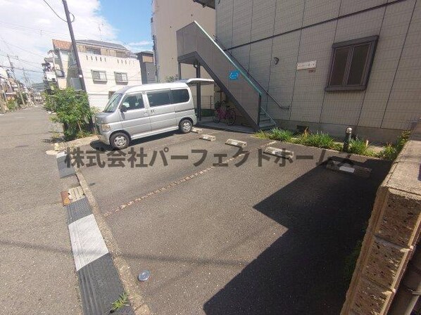 ルミエール新之栄の物件外観写真